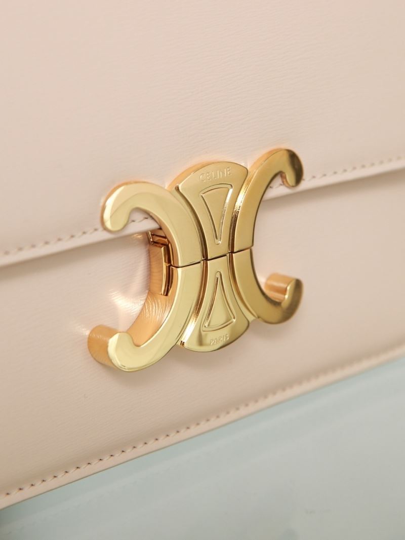 Ce1i*e triomphe bags